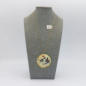 Zad Vintage  Necklace Birds Gold Toned Chain Round Bird Pendant Lobster Clasp